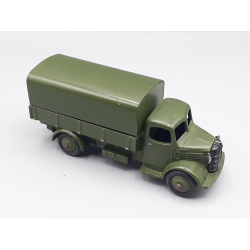 1123 - An unboxed Dinky Toys 30sm Austin Covered Truck U.S. Export, Nr M-M