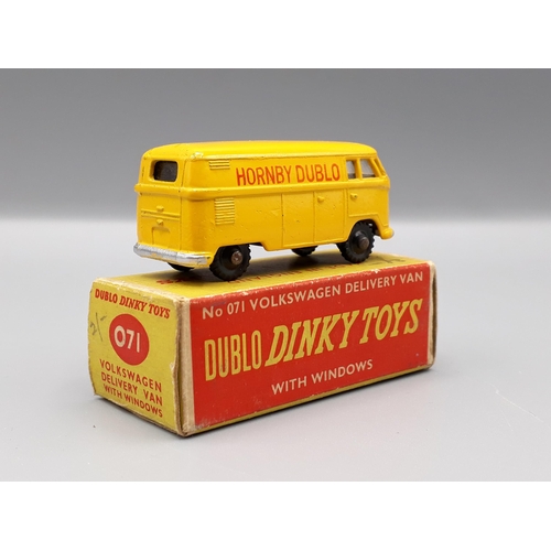 1248 - A boxed Dublo Dinky Toys No.071 Volkswagen Delivery Van