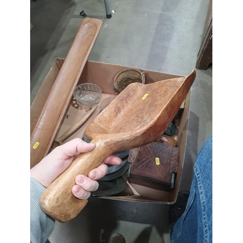 367 - A Box of Metalware including, five Pewter Plates, a carved oak Salt Box, a Pestle, two Treen Scoops,... 