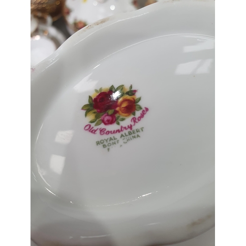 379 - A Royal Albert 'Old Country Roses' part Tea and Dinner Service (R5)