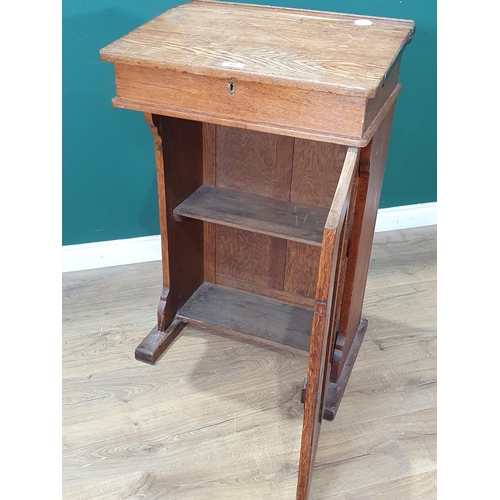 493 - An oak Clerks Desk, 3ft 2