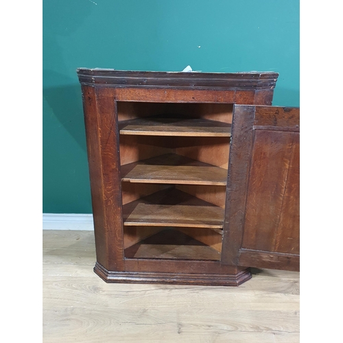 639 - An antique oak Hanging Corner Cupboard, 3ft 2in H (R9)