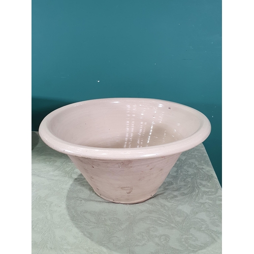 685 - A cream pottery and glazed Dairy Bowl, 9.5