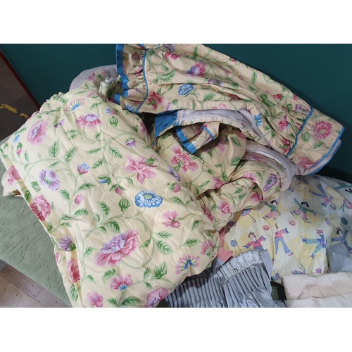 689 - A box of various Curtains (R9)