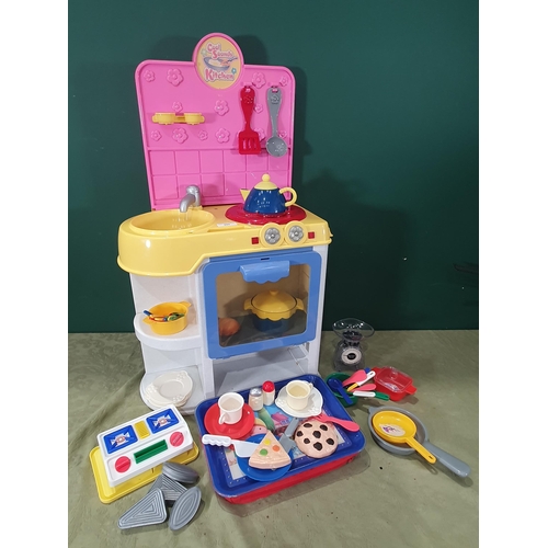 695 - A children's Kitchen with accessories (R10)