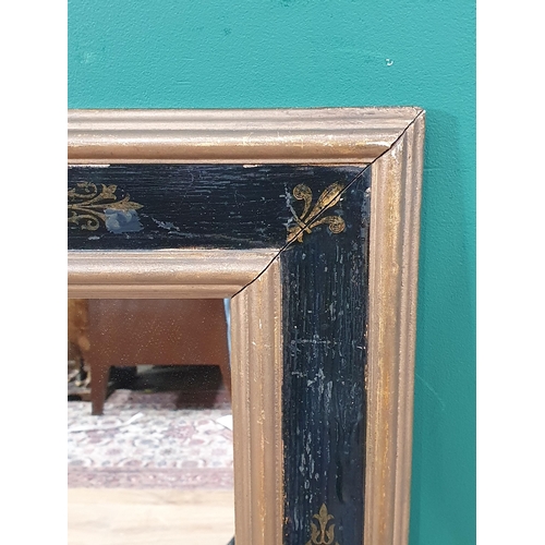 747 - A gilt framed Wall Mirror with gilt scrolled and fleur de lis border, 2ft 5