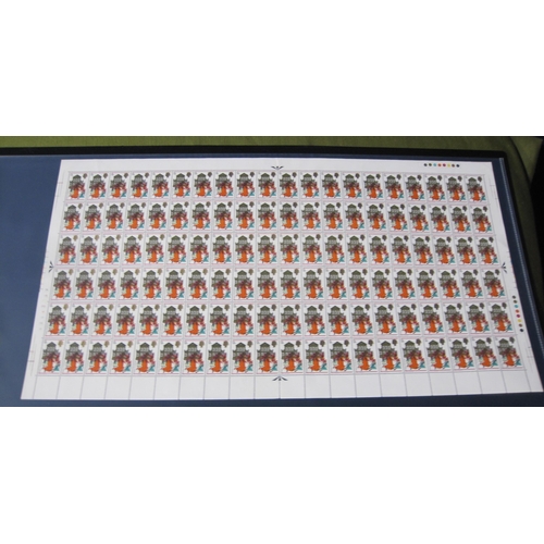 402 - A GB QV-QE11 Stamp Collection, mint/used , contained in ten albums; together with a Folio containing... 