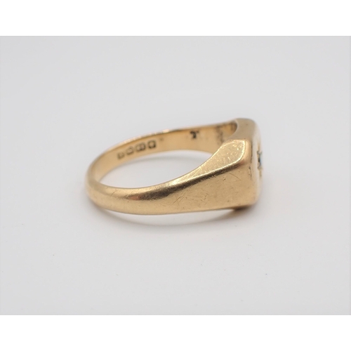 195 - An 18ct gold Signet Ring pavé-set single old-cut diamond, ring size T, approx 9.40gms