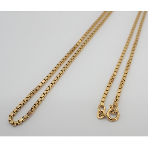 197 - An 18ct gold box-link Chain, 68cms long, approx 21.90gms