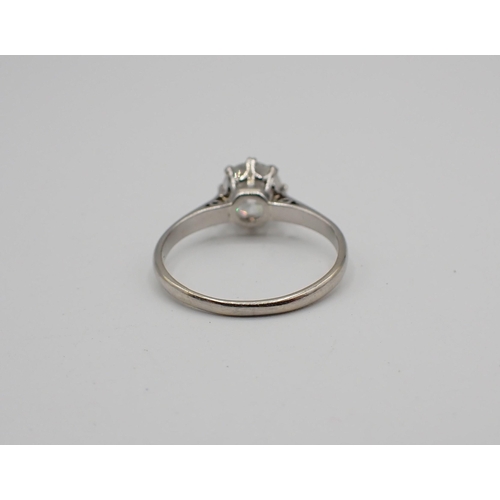 215 - A Diamond single stone Ring claw-set brilliant-cut stone, estimated 1.00ct, stamped PLAT, ring size ... 