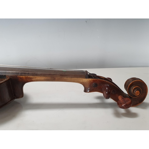 424 - A Hopf full size German trade Violin in case