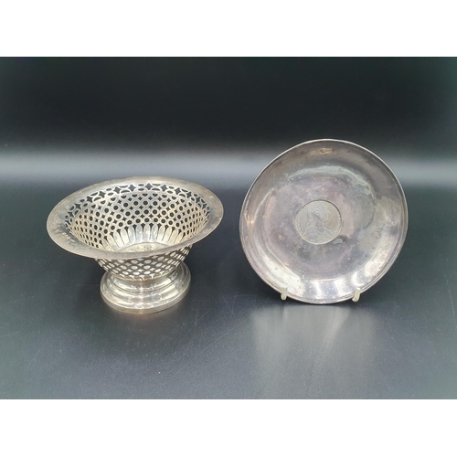 63 - A Victorian silver pierced circular Bowl, Birmingham 1899, 5 1/2in, and a shallow Dish with inset co... 