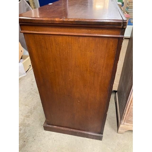 752 - A 19th Century mahogany Entomology Collector's Chest of thirty drawers, 3ft 7in High x 3ft 6in Wide ... 