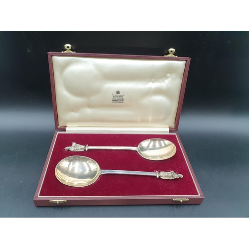 92 - A pair of Victorian silver large Apostle Spoons with gilt circular bowl, London 1894, maker: W.C & J... 