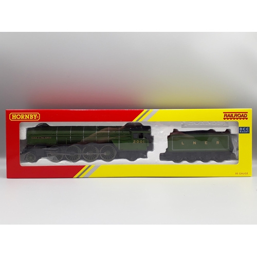 90 - A boxed Hornby 00 gauge Class P2 'Cock o the North' Locomotive in LNER green livery, DCC ready