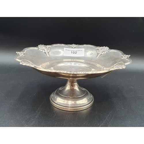 102 - A George VI silver Comport with scallop and shaped rim, Sheffield 1951, 270gms