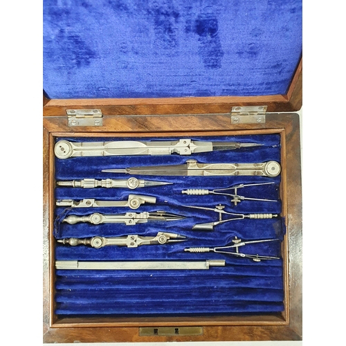 335 - A boxed set of drawing Instruments (R5)