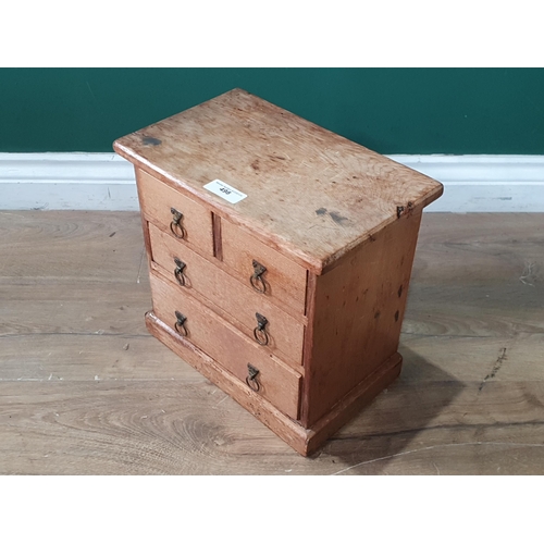 498 - An antique pine apprentice piece Chest of Drawers 12in W x 12in H (R2)