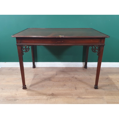 568 - Mahogany silver Table, the moulded top above a drop frieze on square tapered supports 3ft 8