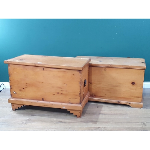 592 - Two antique pine Blanket Chests 2ft 11in W x 2ft H and 3ft W x 1ft 9in H (R4)