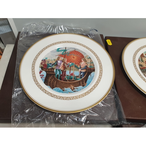 235 - Six boxed Royal Worcester Arthurian Collector's Plates (R6)