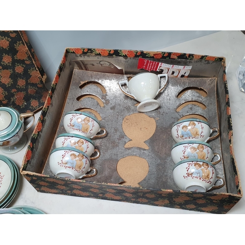 716 - A Tea Set for 