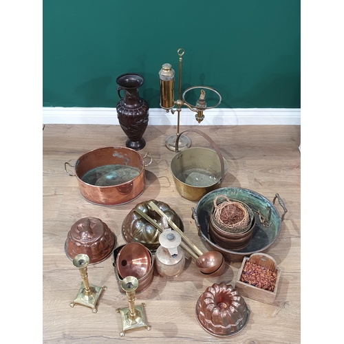 721 - A quantity of metalware including an Oriental bronze effect Vase, handle A/F, 15in, copper Pans, a p... 