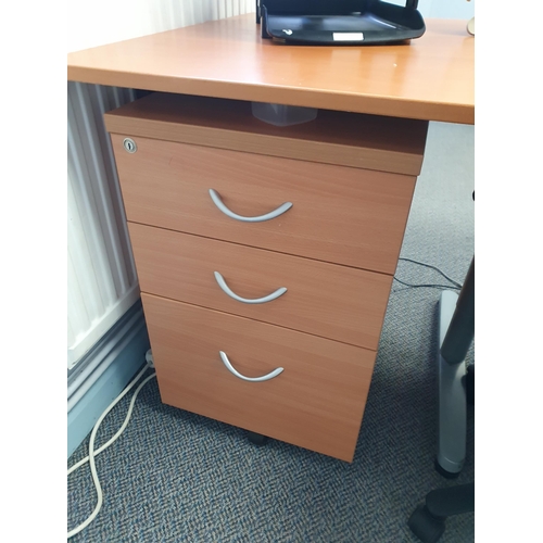 21 - A Modern Office Desk 29”High x 7ft 3”Long (Including Extension) x 4ft Deep, an “LG” Monitor, a Mouse... 