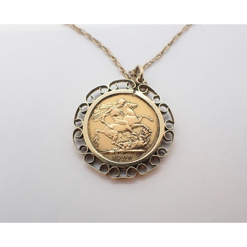 201 - A Victorian Sovereign 1900 in 9ct gold on fine chain, approx 13.80gms all in