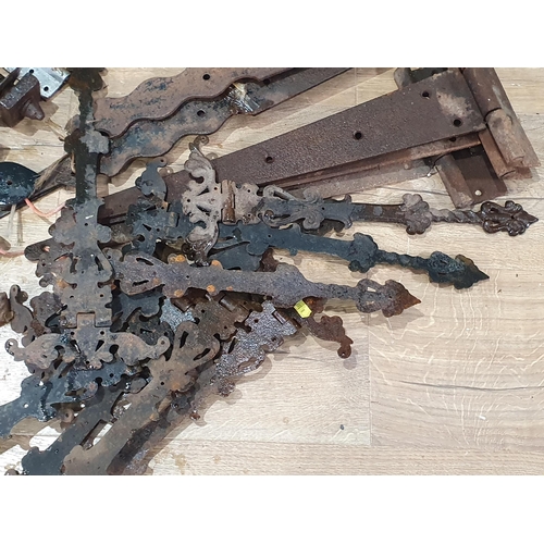 228 - A box of various Hinges and Brackets etc (R10)