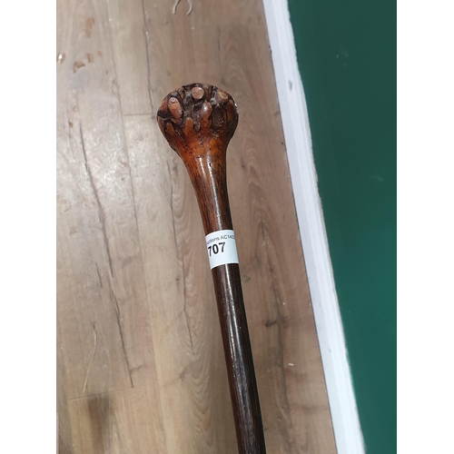 707 - A Vintage Gilder Rose Walking Cane (Missing Ferrule), 37