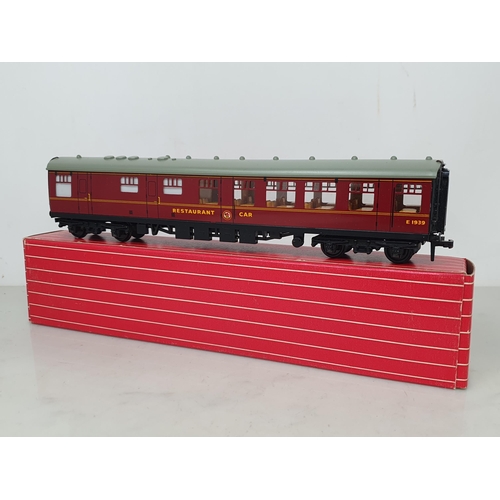 1 - A boxed Hornby Dublo 4071 BR Restaurant Car, mint, unused condition. Box in near perfect condition, ... 