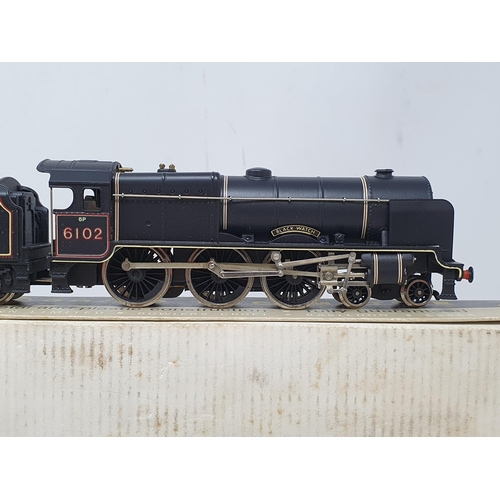 100 - A boxed Wrenn 2261 Royal Scot Class Locomotive 'Black Watch' in LMS lined black livery, box G (large... 