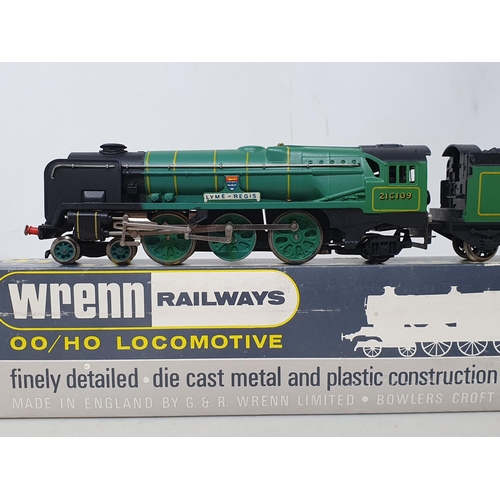 107 - A boxed Wrenn 2237 West Country Class Locomotive 'Lyme Regis in Southern Region green livery, box VG... 