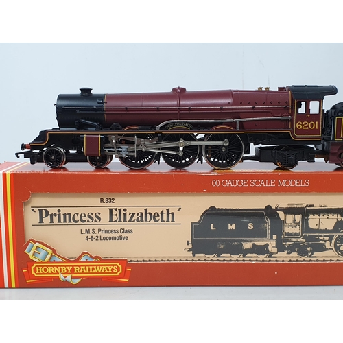 113 - A boxed Hornby 00 gauge R.832 'Princess Elizabeth' Locomotive in LMS maroon livery