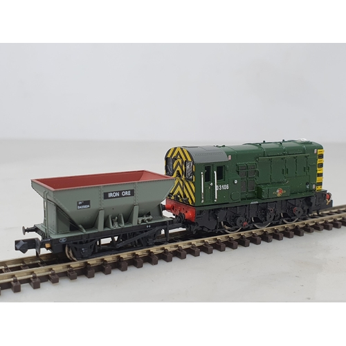 118 - A Graham Farish by Bachmann N gauge 08 Class diesel Shunter (one side cover missing), two boxed Grah... 