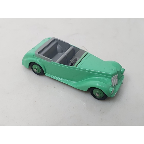 176 - A Dinky Toys 38e light green Armstrong Siddeley Coupe with grey hubs, Nr M-M