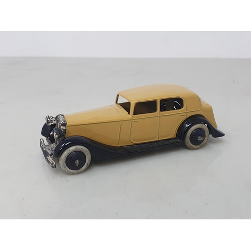 178 - A rare Dinky Toys 30c Daimler with beige body and open chassis, Nr M-M