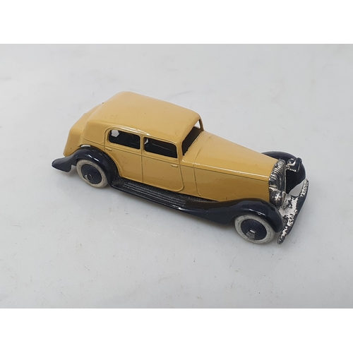 178 - A rare Dinky Toys 30c Daimler with beige body and open chassis, Nr M-M