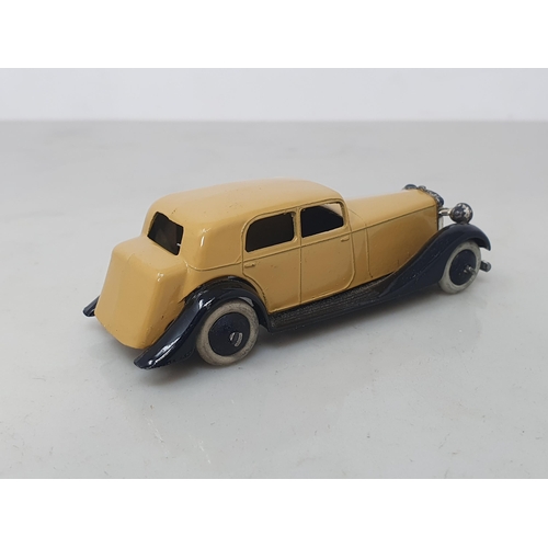 178 - A rare Dinky Toys 30c Daimler with beige body and open chassis, Nr M-M