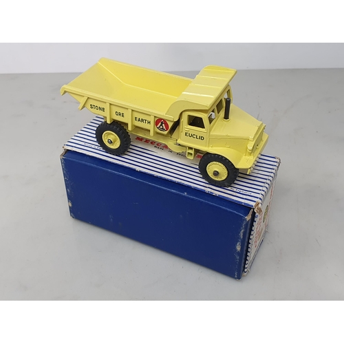 182 - A boxed Dinky Supertoys No.965 Euclid Rear Dump Truck, Nr M-M, box Ex