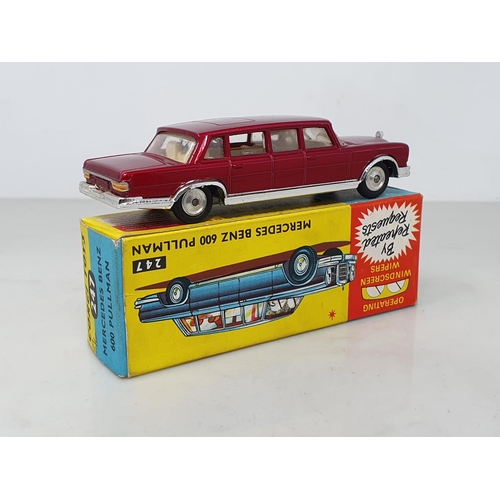 216 - A boxed Corgi Toys No.247 Mercedes-Benz 600 Pullman, Nr M-M, box superb with instruction