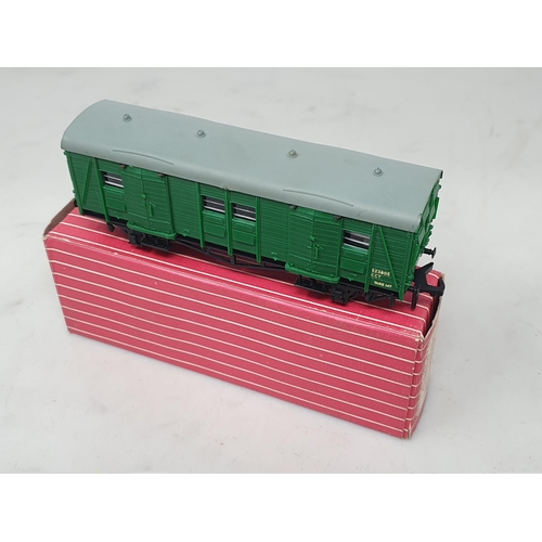 30 - A boxed Hornby Dublo 4323 SR Utility Van, unused. Van in mint condition showing no signs of use to w... 