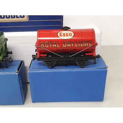 32 - Five boxed Hornby Dublo 3-rail Tankers, mint. Tankers include 'Mobilgas', 'Esso', 'Vacuum', 'Royal D... 