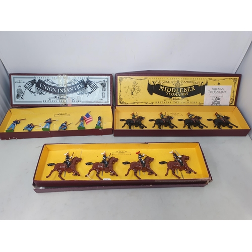 401 - A boxed Britains Middlesex Yeomanry, a boxed Britains No.8852 The American Civil War Union Infantry ... 