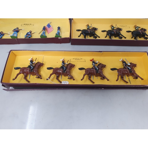 401 - A boxed Britains Middlesex Yeomanry, a boxed Britains No.8852 The American Civil War Union Infantry ... 