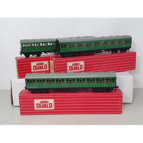 45 - Two boxed Hornby Dublo 4081 and one 4082 SR Suburban Coaches, mint condition. Boxes all in mint cond... 