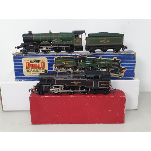 65 - A boxed Hornby Dublo EDLT20 'Bristol Castle' Locomotive and a boxed 2218 2-6-4T Locomotive, both box... 