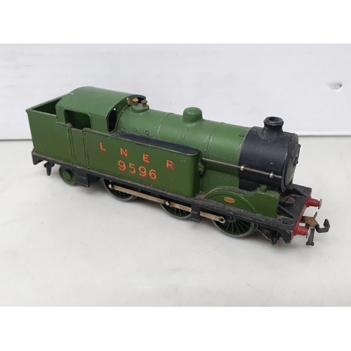 78 - Three Hornby Dublo 3-rail 0-6-2T Locomotives including LNER No.9596, Southern No.2594 and GWR No.669... 