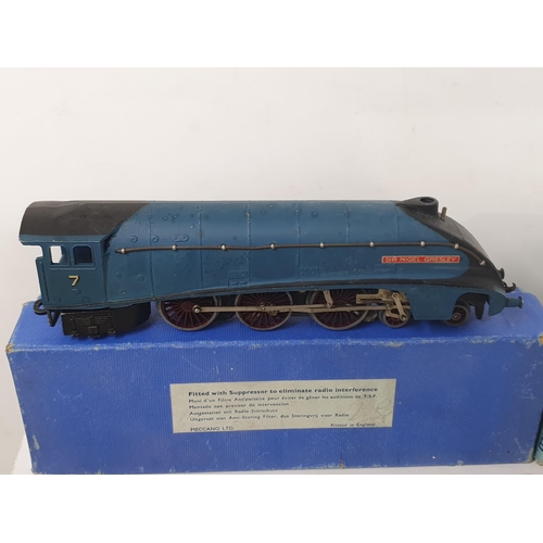 79 - A boxed Hornby Dublo EDL1 'Sir Nigel Gresley' with boxed D1 Tender dated 1/49, and a boxed EDL12 glo... 